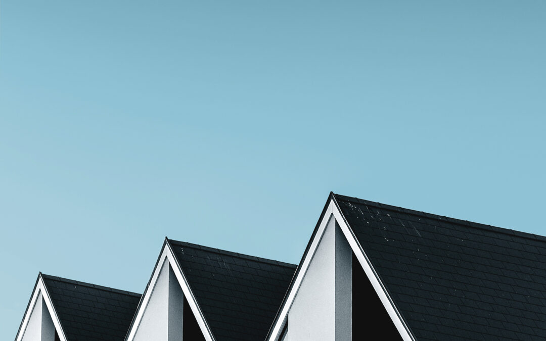 Exploring the Pros and Cons of Using Darker Roofing Materials